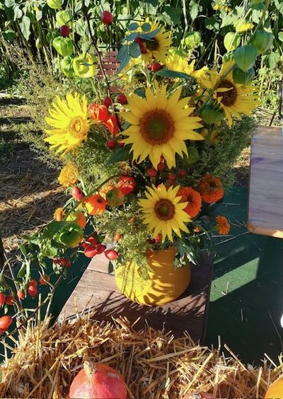 Strauß mit Sonnenblumen